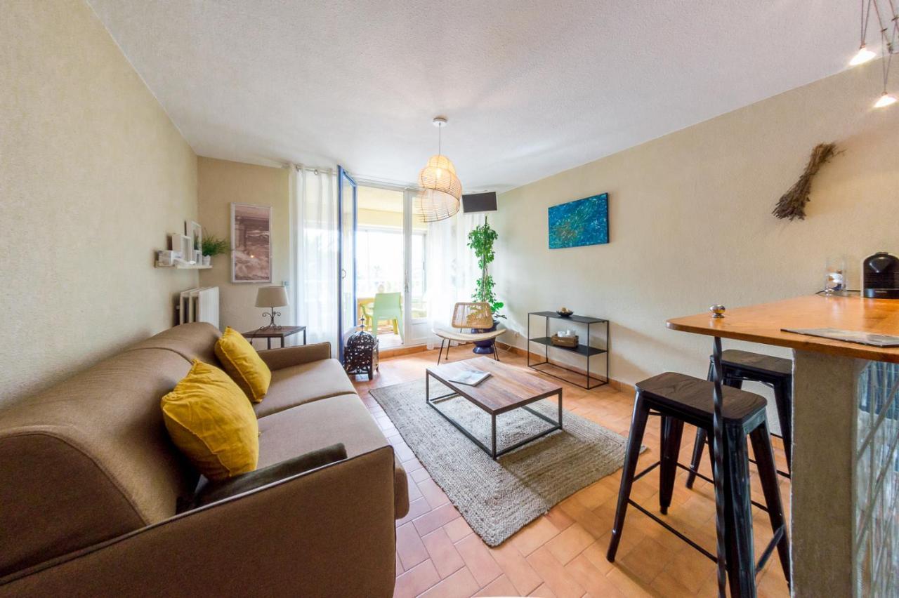 Retromirabeau "Cote Mer" - 29M2 - Lumineux - Terrasse Loggia - Vue Marina - Parking Securise - 2 A 3 Pers - Emplacement Top - Cheques Vacances Connect جرْويسا المظهر الخارجي الصورة
